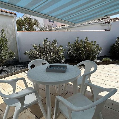 Studio Mezzanine A 200M Du Port Et De La Plage, Cour Privative, Parfait Pour 3 Personnes - Fr-1-224B-564 Noirmoutier-en-l'Ile Exterior foto
